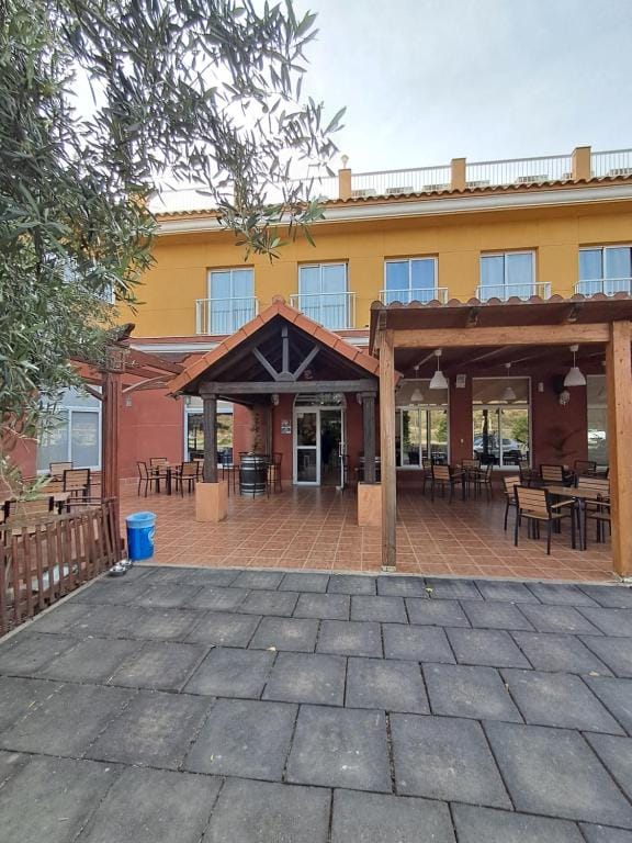 Hotel venta de Tébar