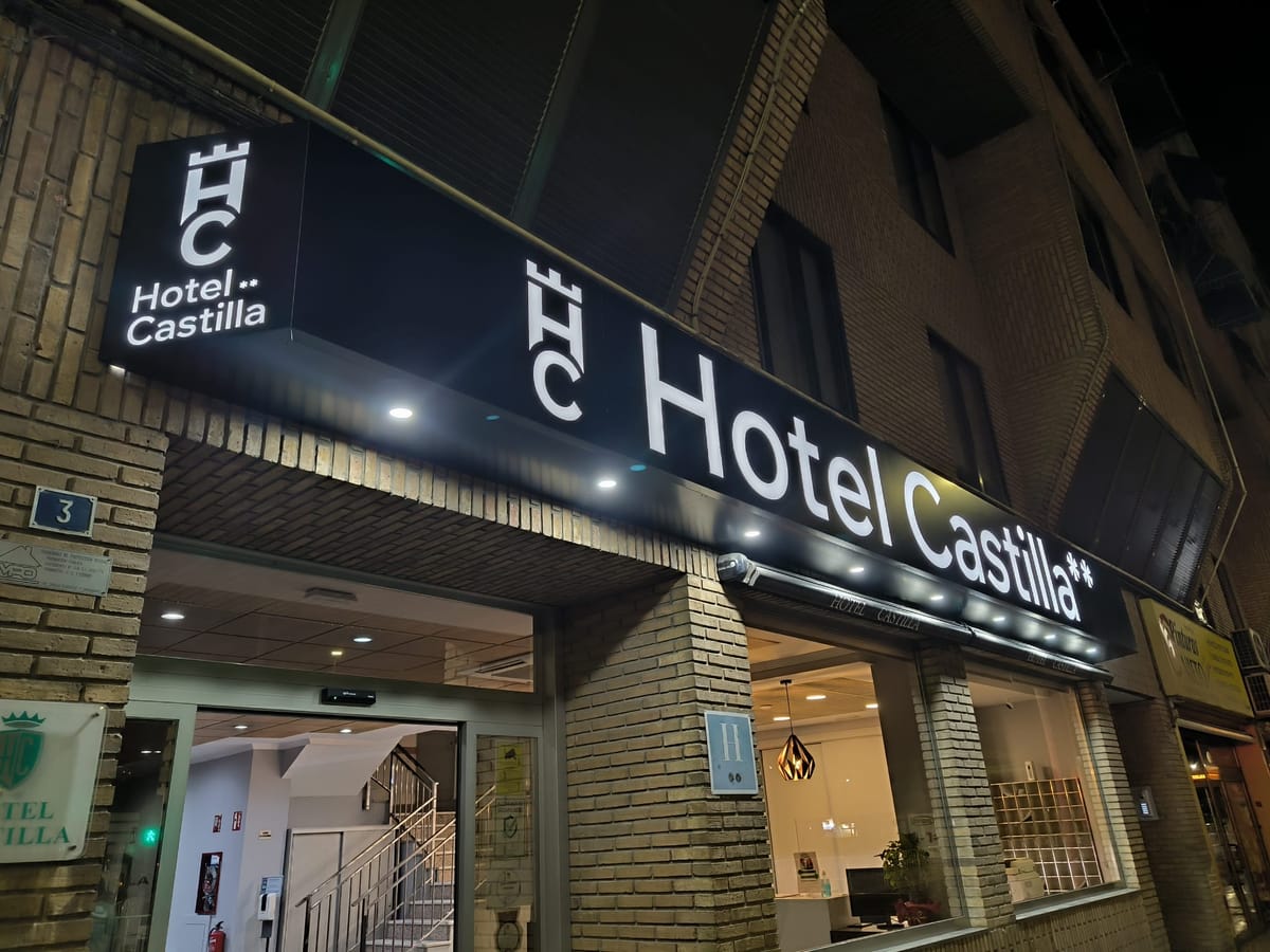 Hotel Castilla — 2