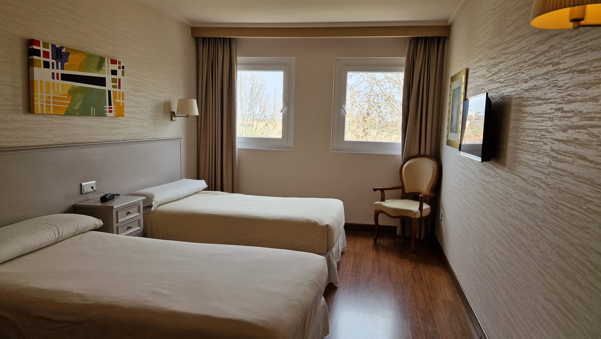 Hotel Universidad — 1