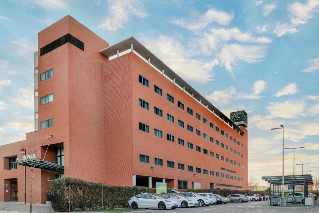 AC Hotel Alcalá de Henares by Marriott — 2
