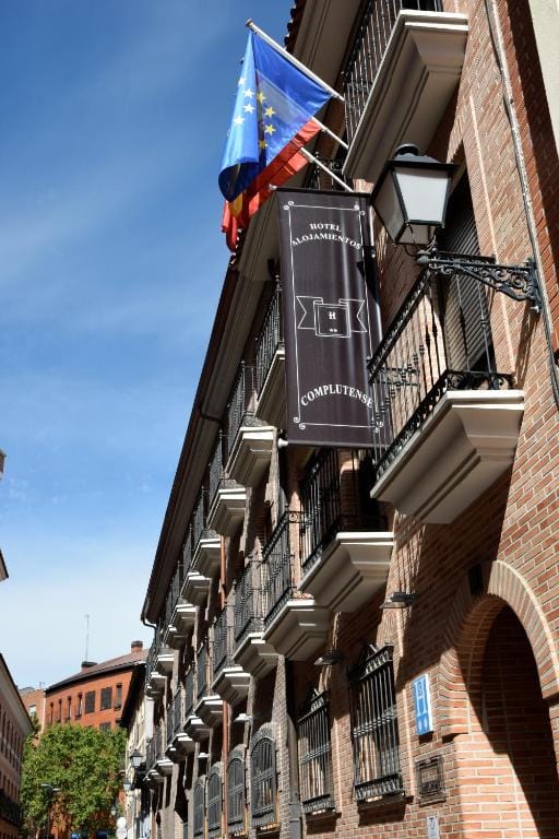 Hotel Complutense — 5