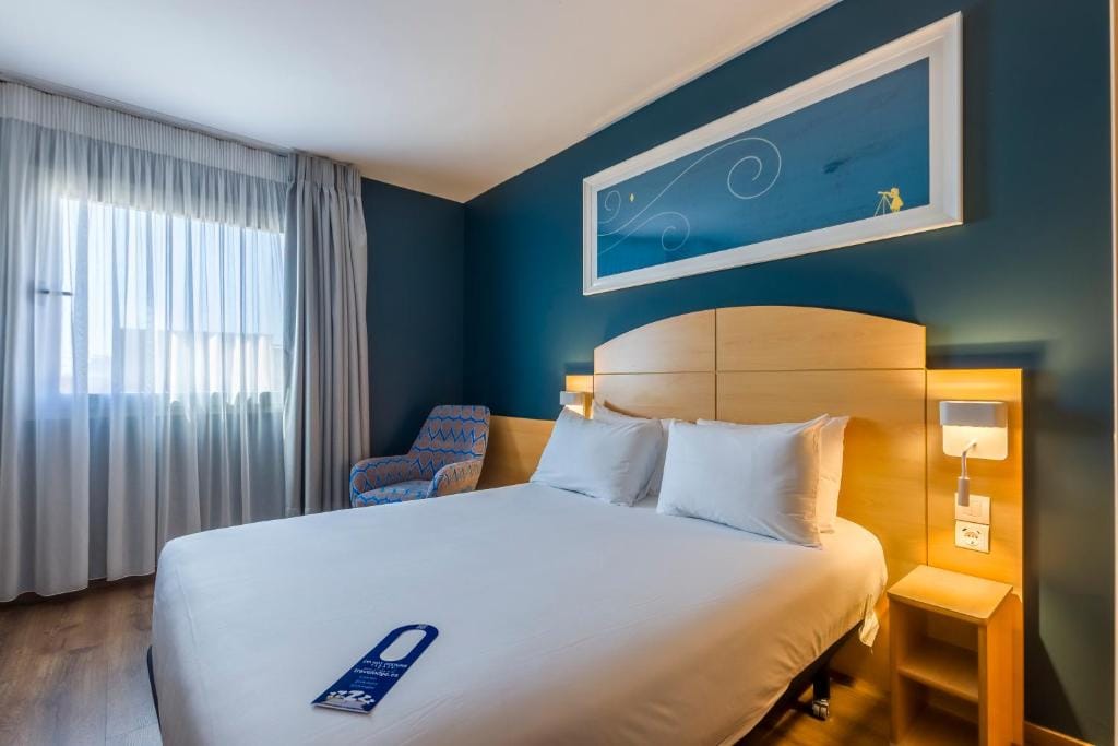 Travelodge Madrid Alcalá de Henares — 1