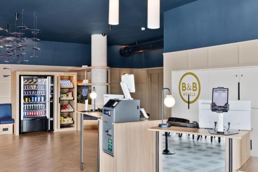 B&B HOTEL Alicante Aeropuerto — 5