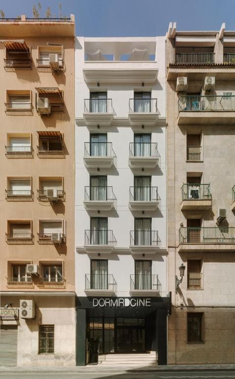 Dormirdcine Alicante — 5