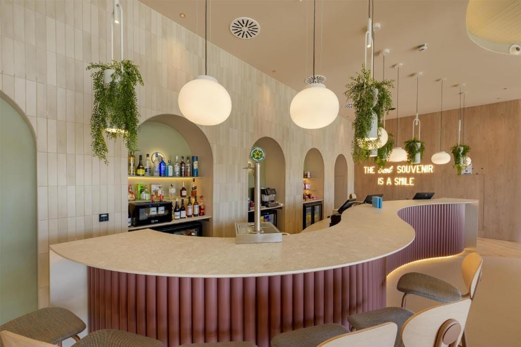 Hampton By Hilton Alicante Airport — 3