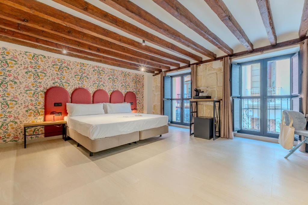 Hotel Boutique Porta Ferrisa — 2