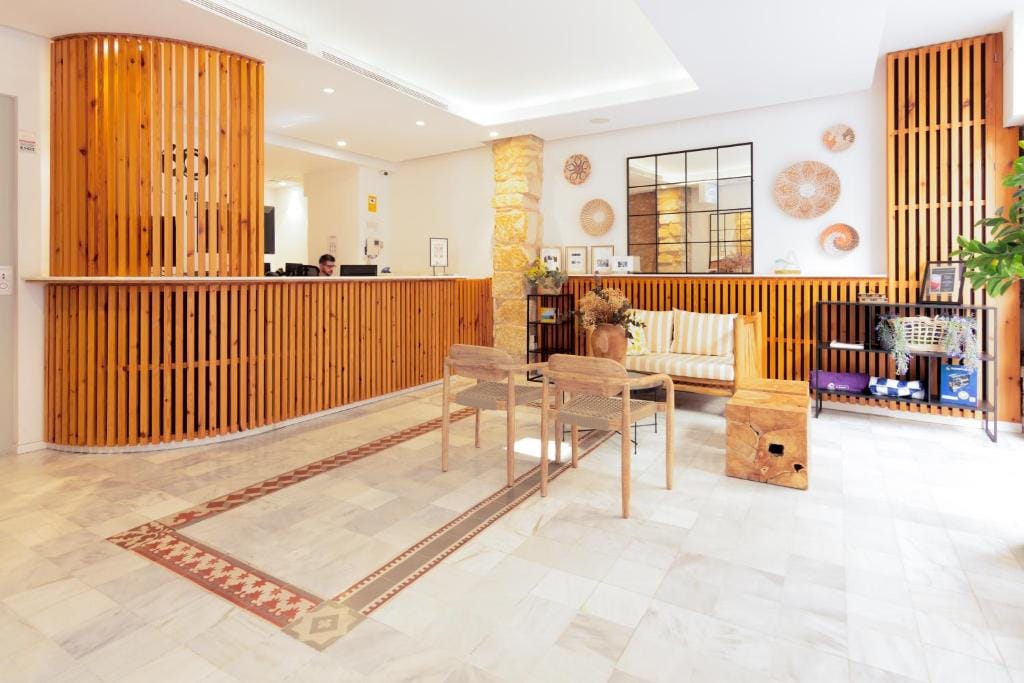 Hotel La Milagrosa — 4