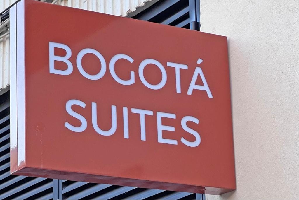 NUEVO -Bogotá Suites- Apartamentos con cocina, AC, 15min del centro a pie — 4