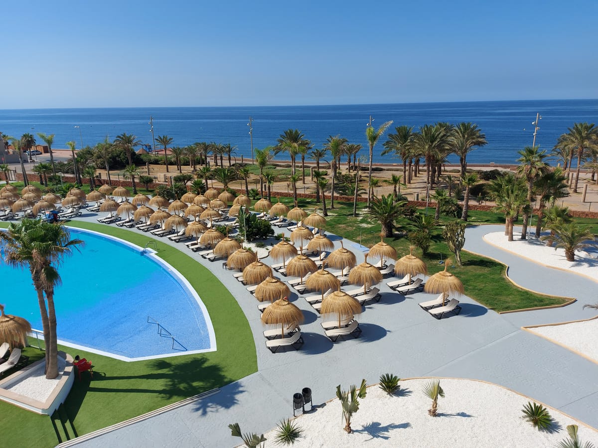 Cabogata Beach Hotel — 1