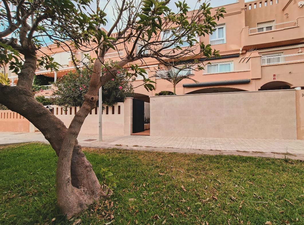 Home Suites Almeria — 1