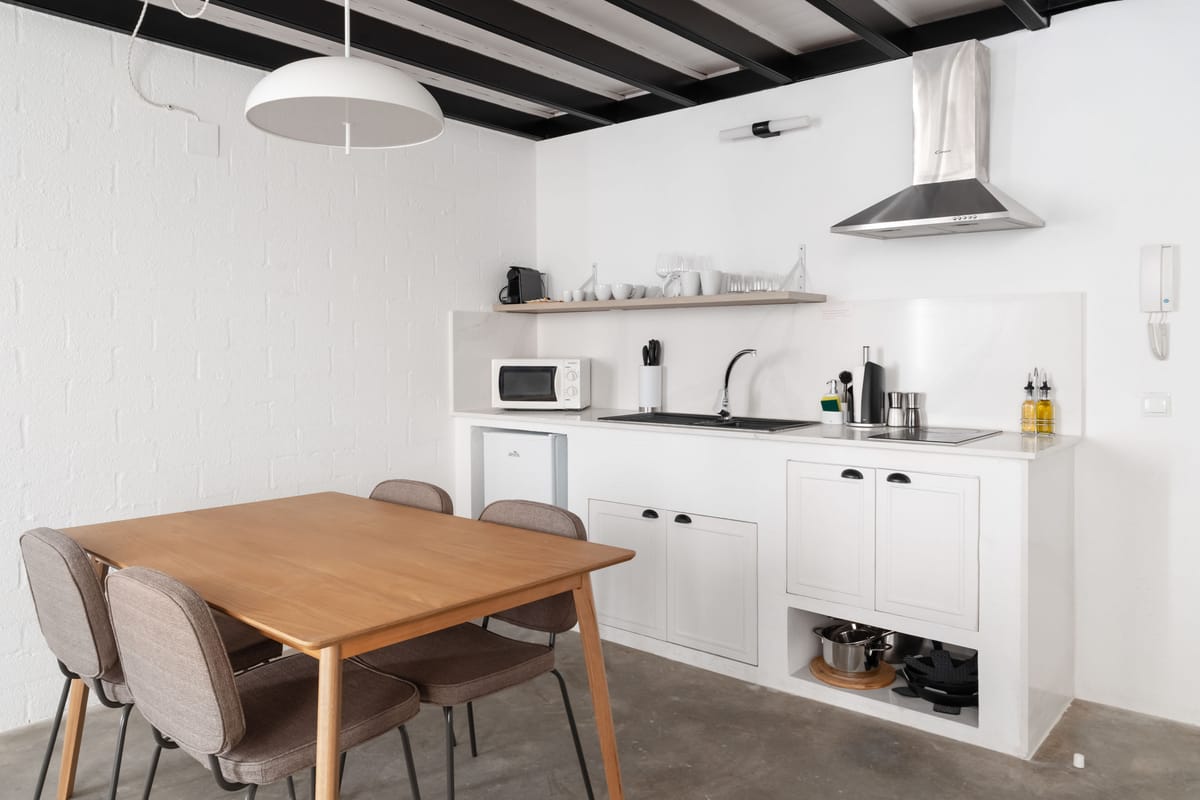 Limehome Almeria C. Hernan Cortes — 4