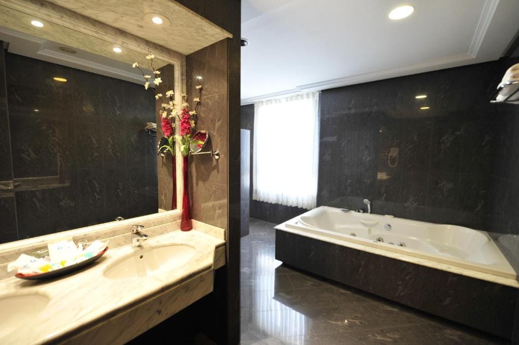 Hotel Lozano — 3