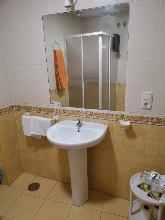 Hotel Mesón El Número Uno — 3