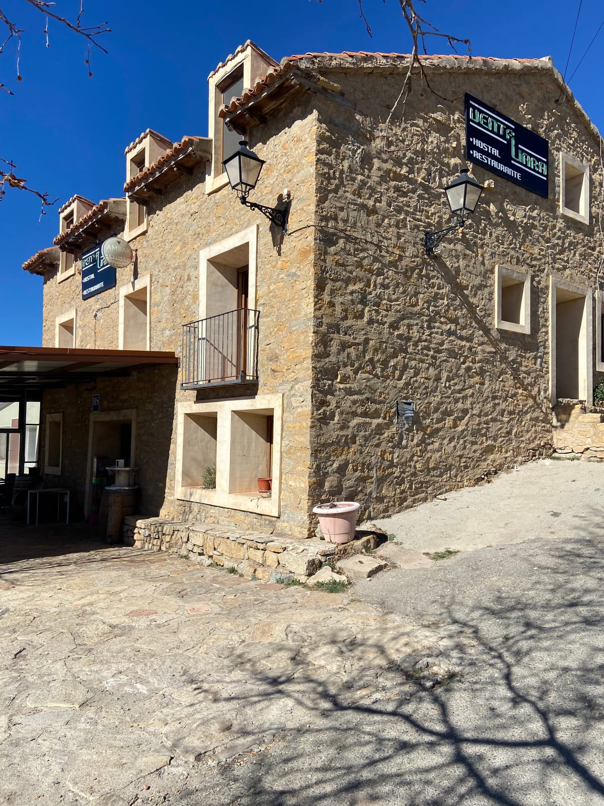 Hostal Venta liara carretera teruel-cantavieja — 3