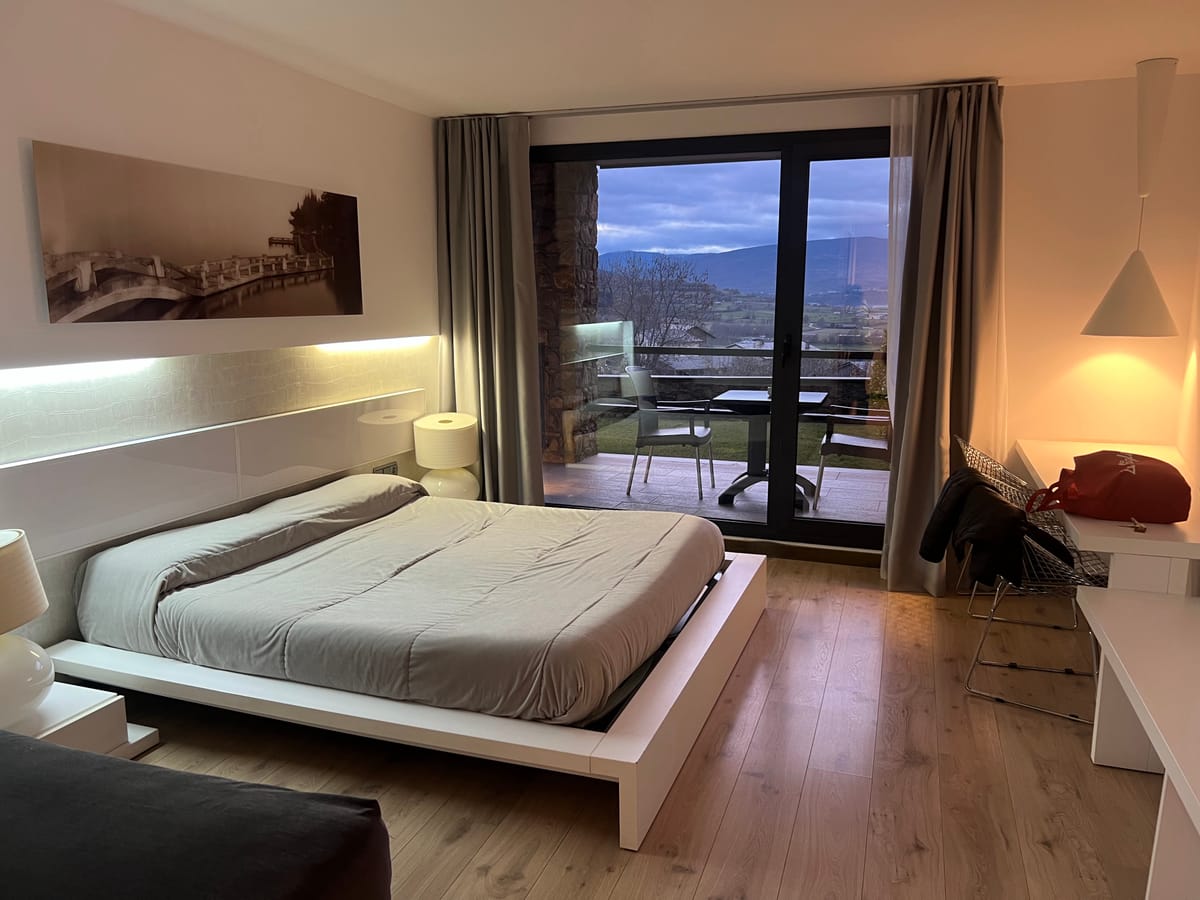 Dolcet L'Hotel — 1