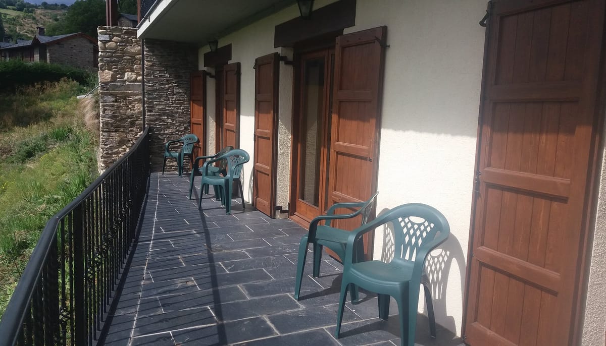HOTEL CAL MARTRI — 5