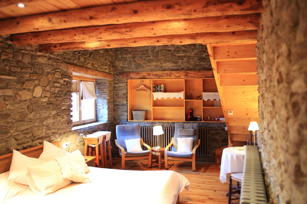 Hotel Rural Can Borrell Restaurant — 1
