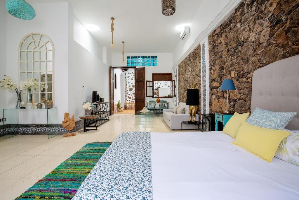 El Charco Suites — 5