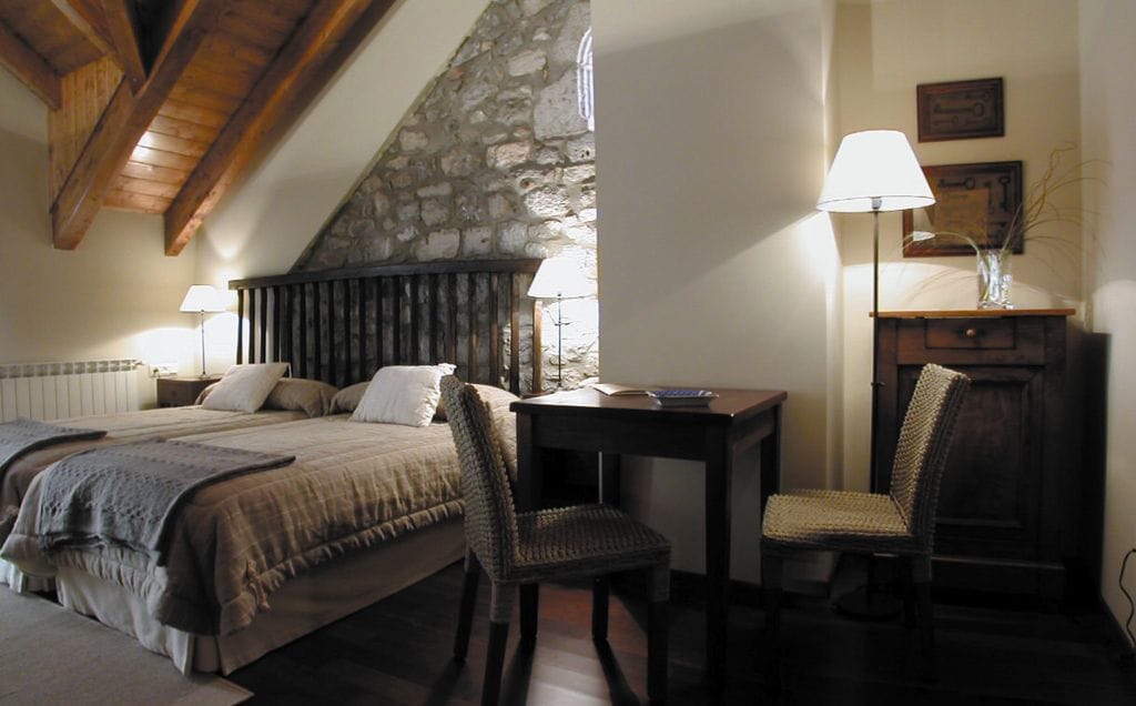 Abadia del pirineo — 3
