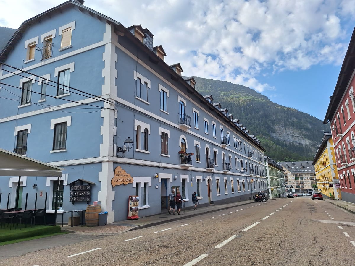 Albergue Río Aragón — 2