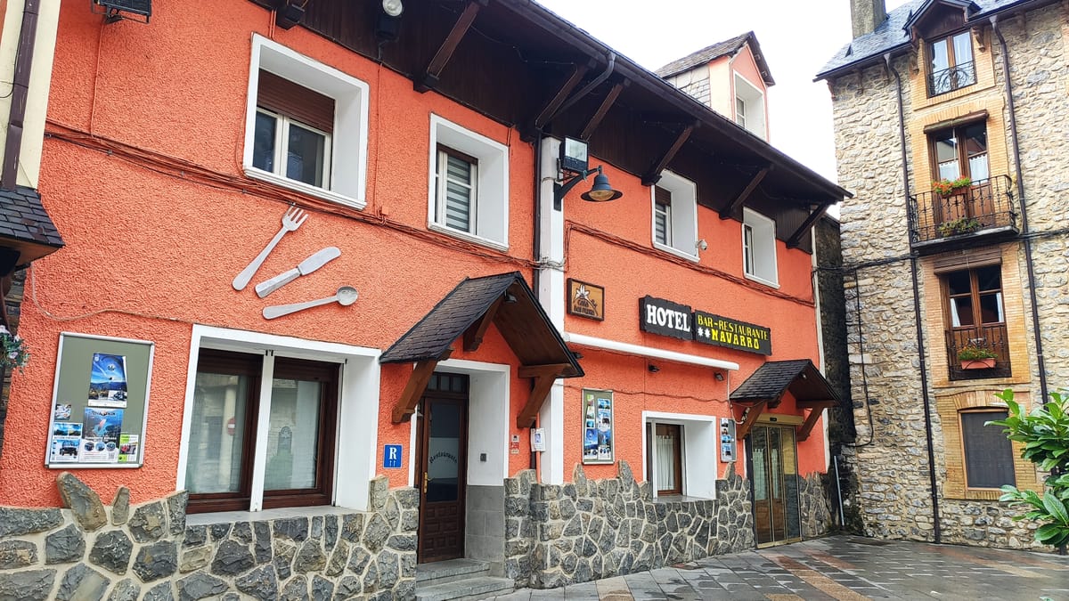 Hotel NAVARRO — 2