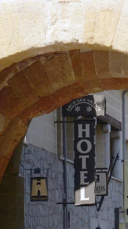 Hotel Arco San Vicente — 1