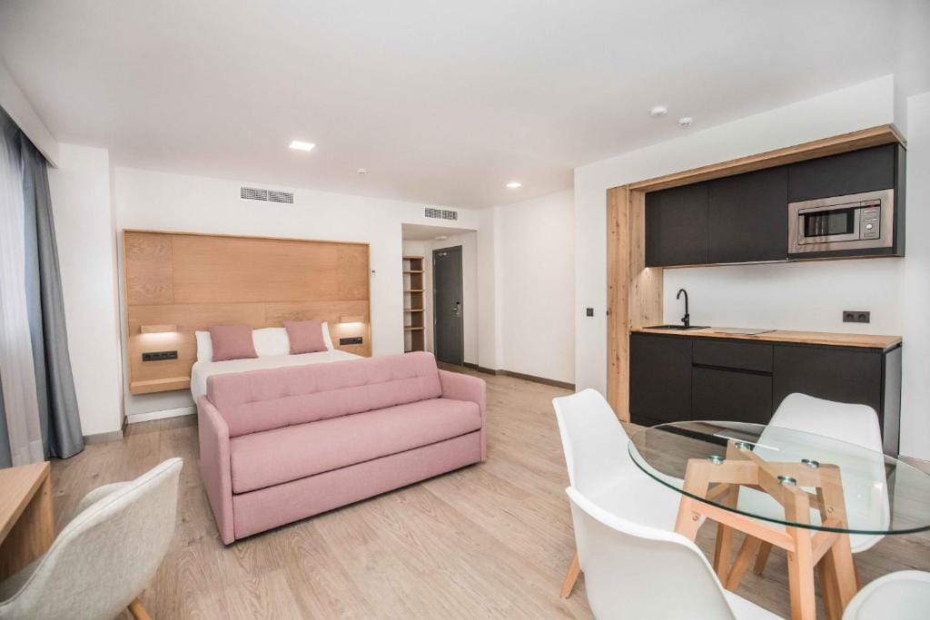 Hotel Ciudad De Ávila — 4