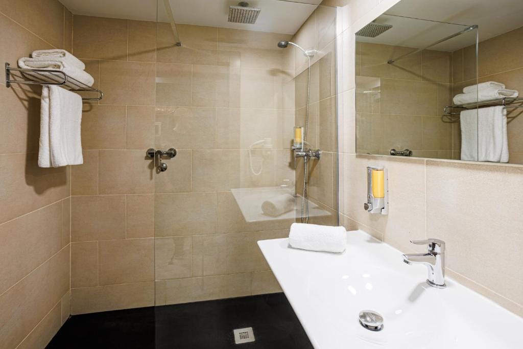 Hotel H2 Avila — 3