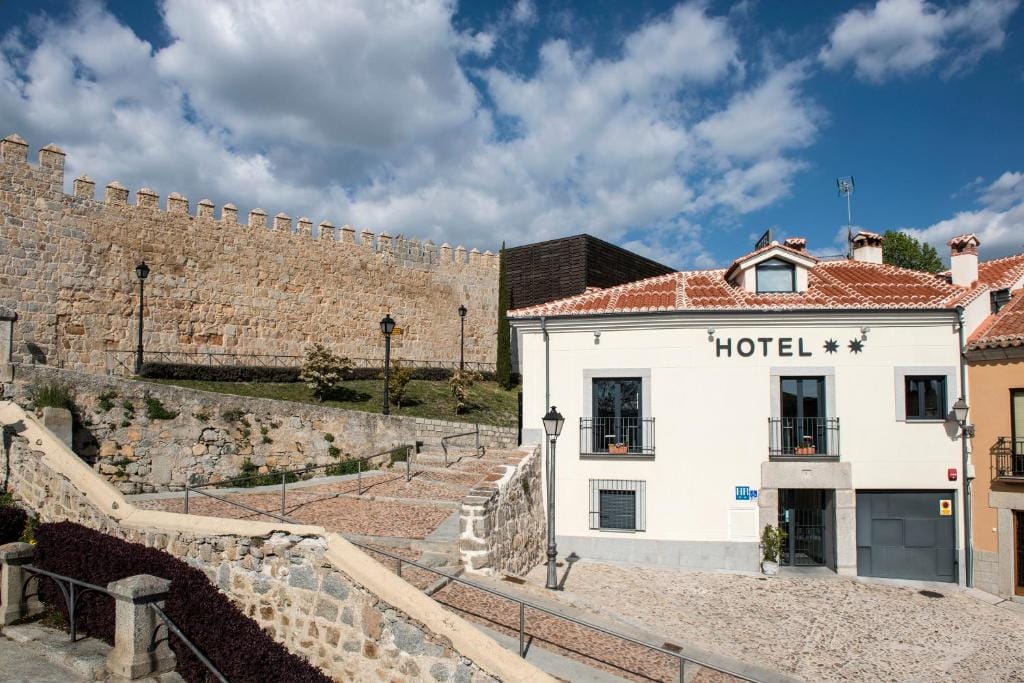 Hotel Puerta de la Santa — 1