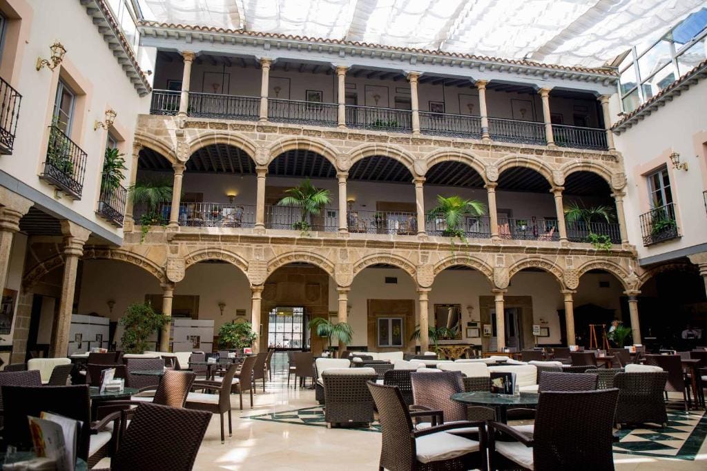 Palacio de los Velada — 1