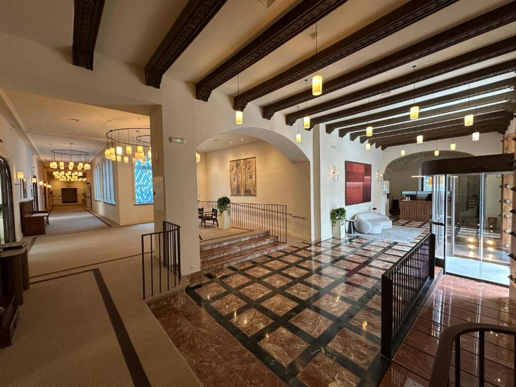 Palacio Valderrabanos — 2