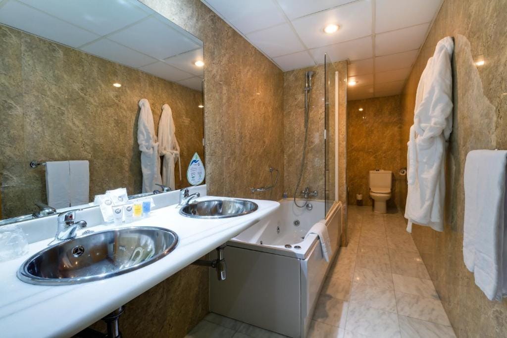 Oca Villa de Avilés Hotel — 3