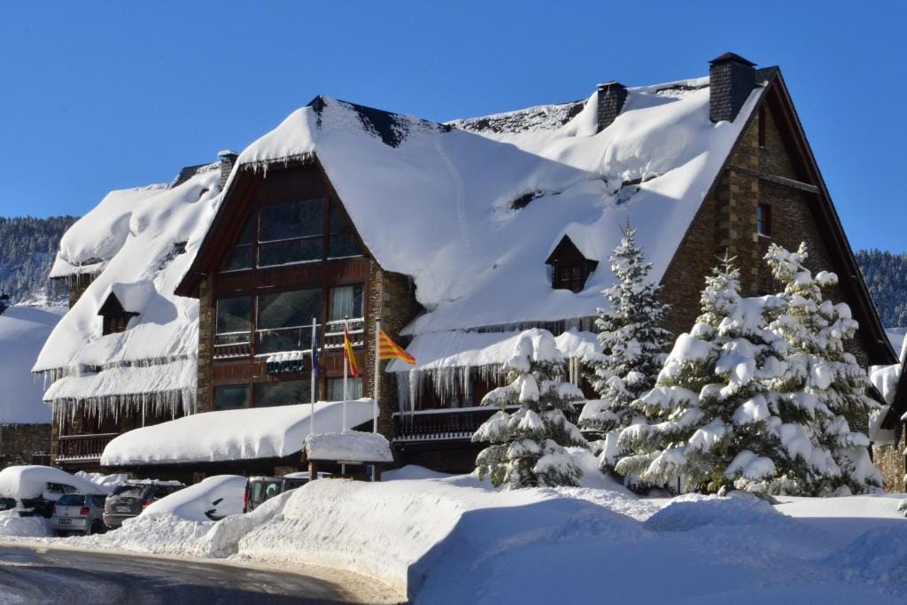 Hotel Chalet Bassibe — 1