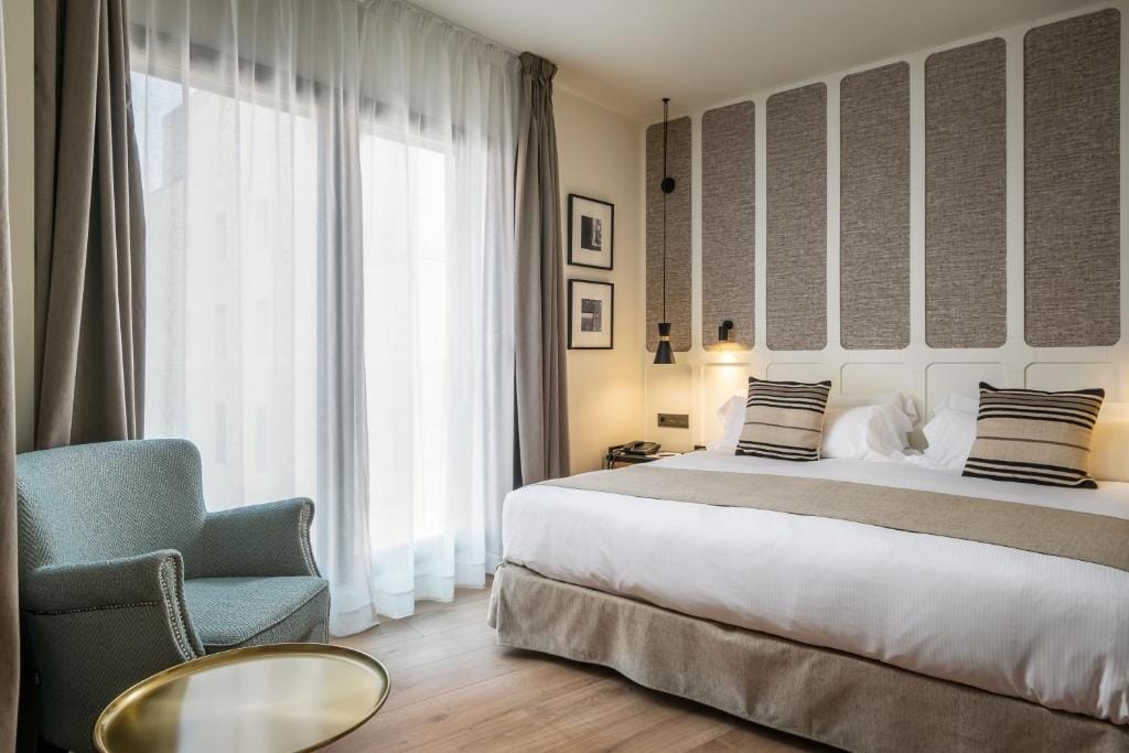 Hotel Barcelona Catedral 4 Sup — 2