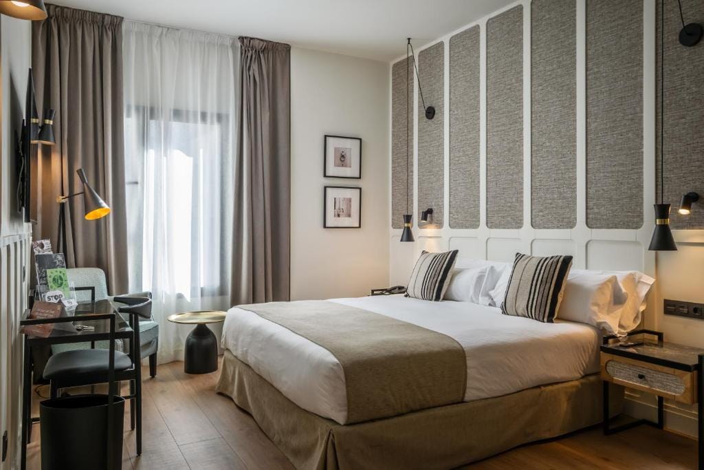 Hotel Barcelona Catedral 4 Sup — 4