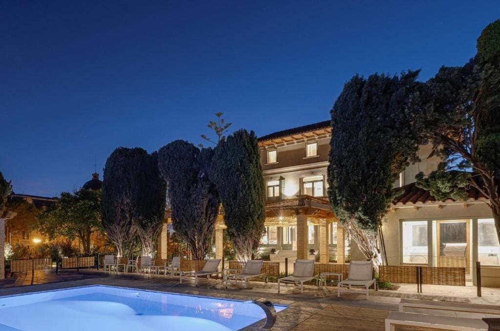 Hotel Boutique Mirlo Barcelona — 4