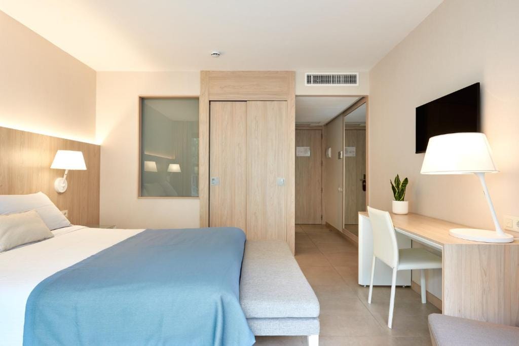 Hotel Omnium — 2