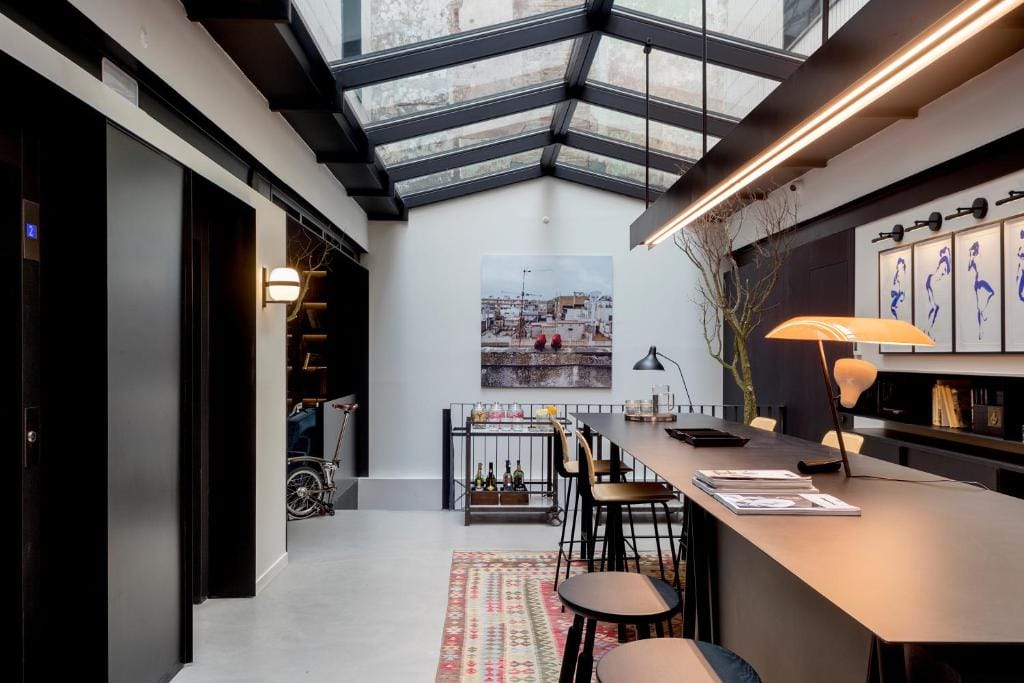 Yurbban Ramblas Boutique Hotel — 4