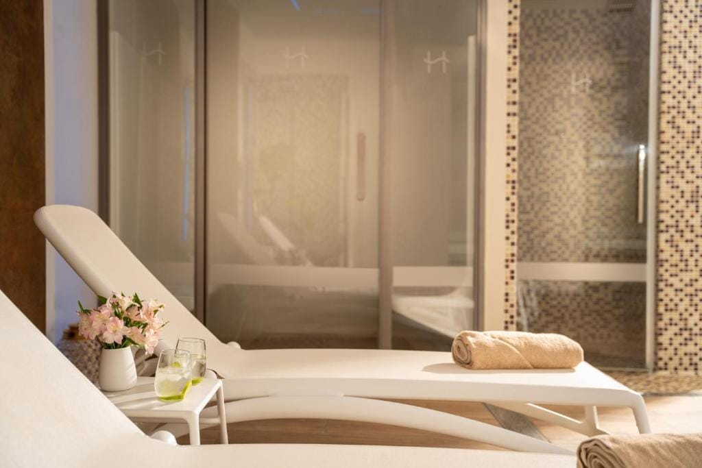 Helios Benidorm — 3