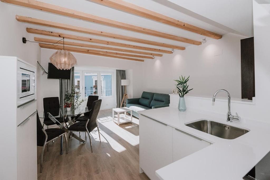 Apartamentos BURGOSUITES — 4