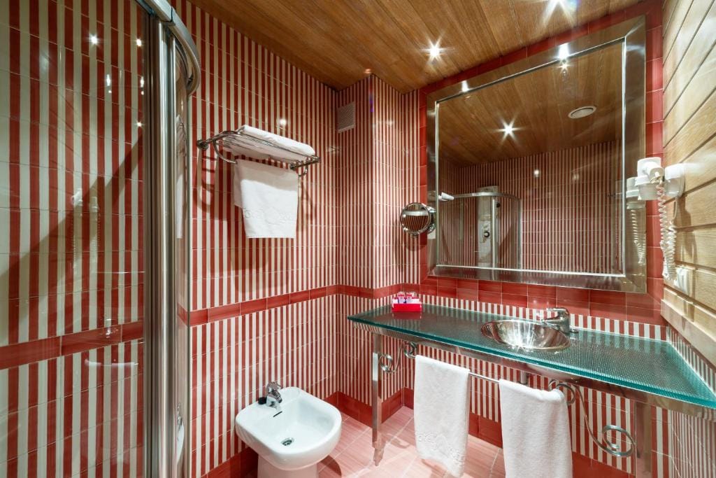 Hotel Azofra — 3