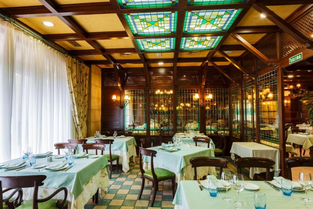 Hotel Azofra — 4