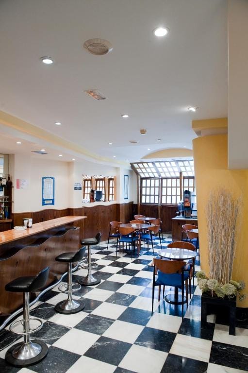 Hotel Cordón — 4