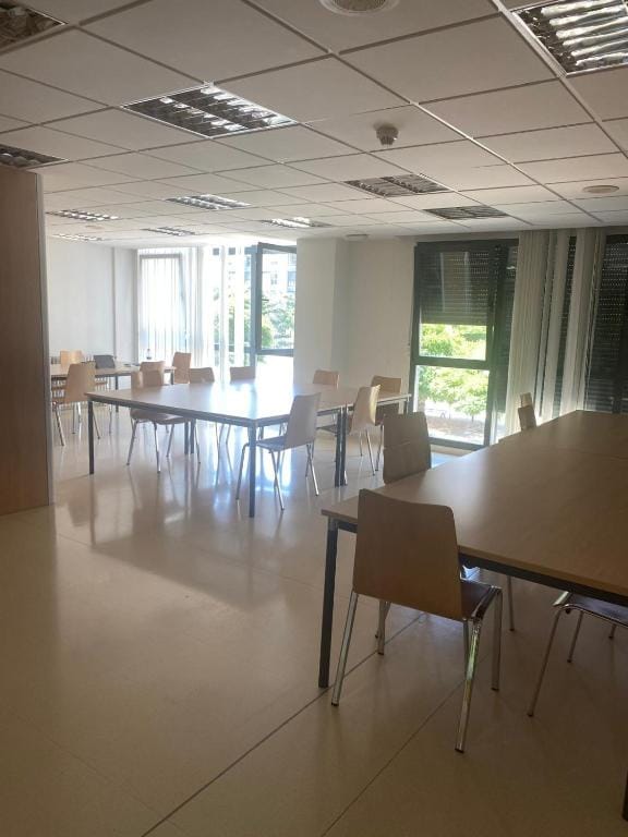 Residencia Universitaria MIRESI BURGOS SAGRADO CORAZON — 4