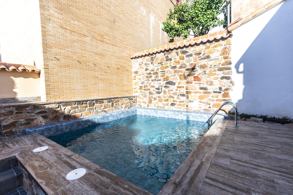 Apartamentos Turísticos De La Bernarda — 2