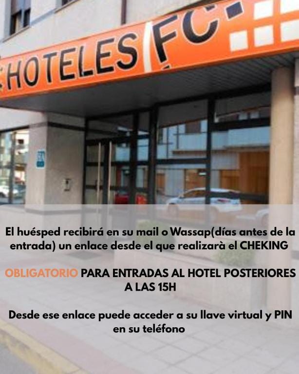 Apartahotel FC Catedral — 1