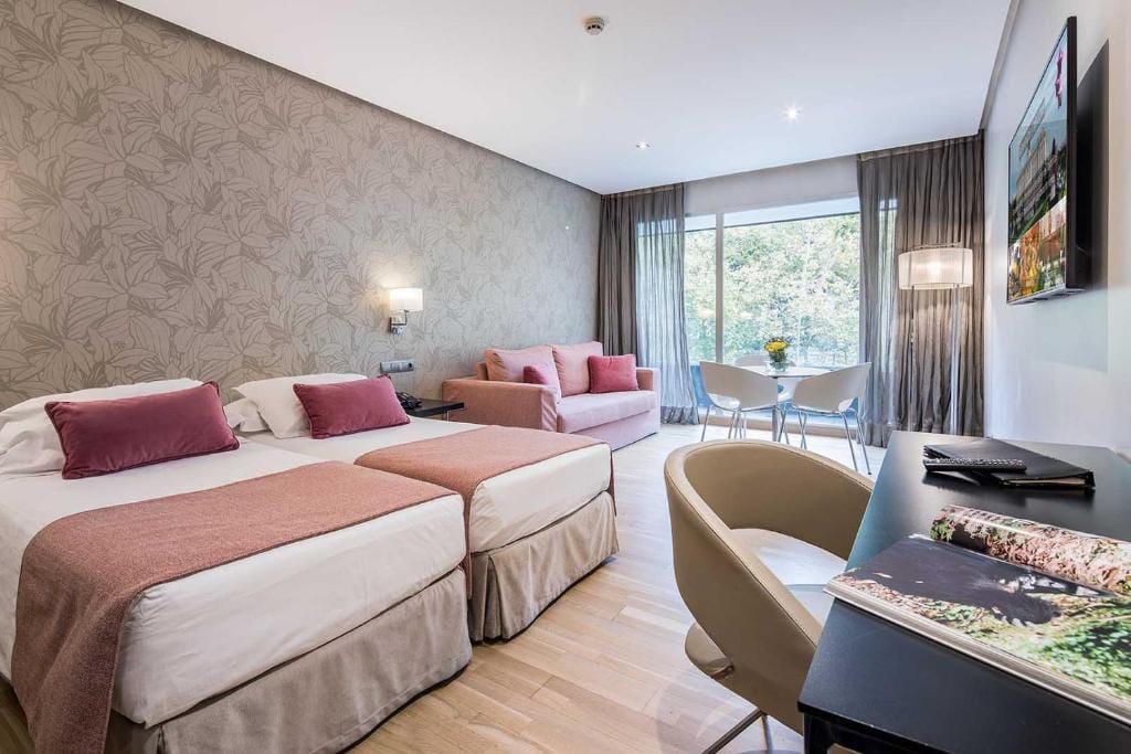 Apartosuites Jardines de Sabatini — 4