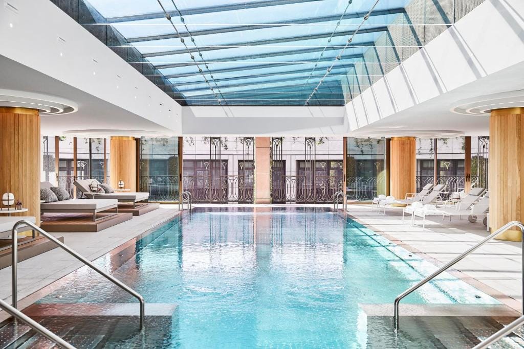 Four Seasons Hotel Madrid — 1