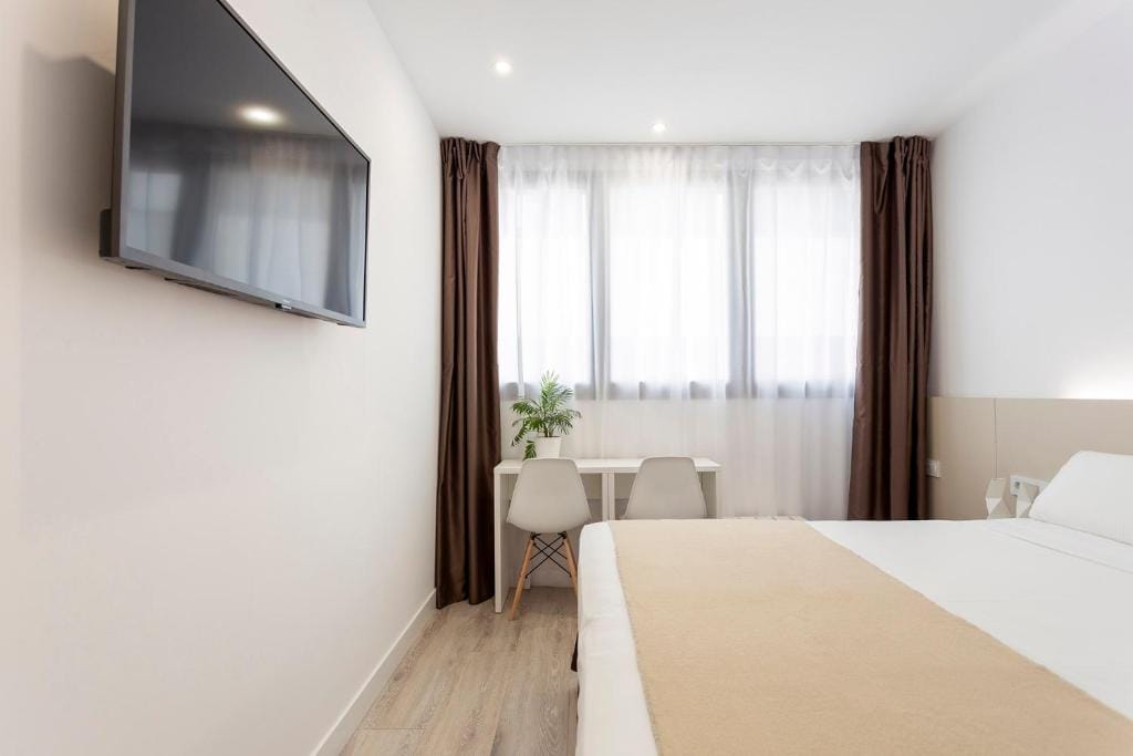Hotel BESTPRICE Alcalá — 5