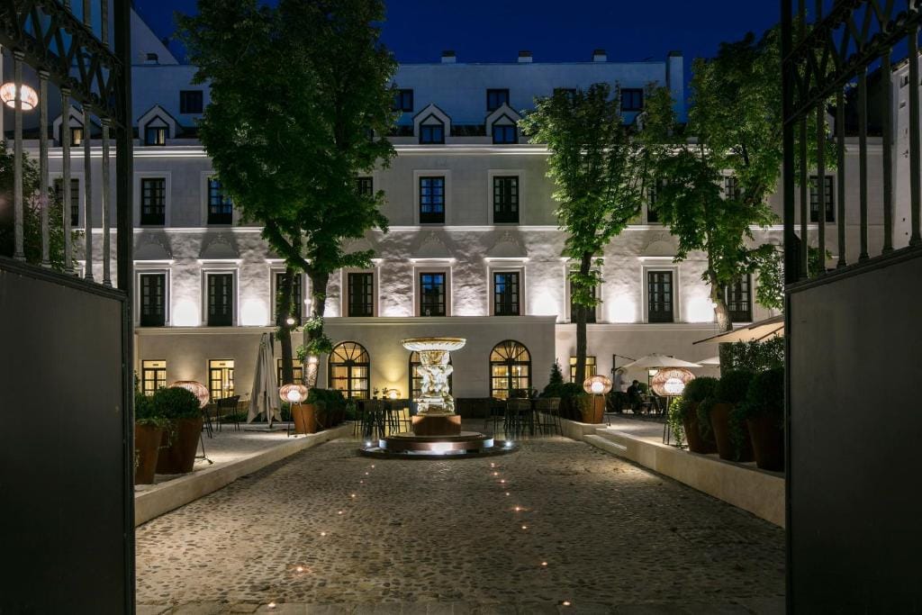 Palacio de los Duques, a Gran Meliá Hotel - The Leading Hotels of the World — 5